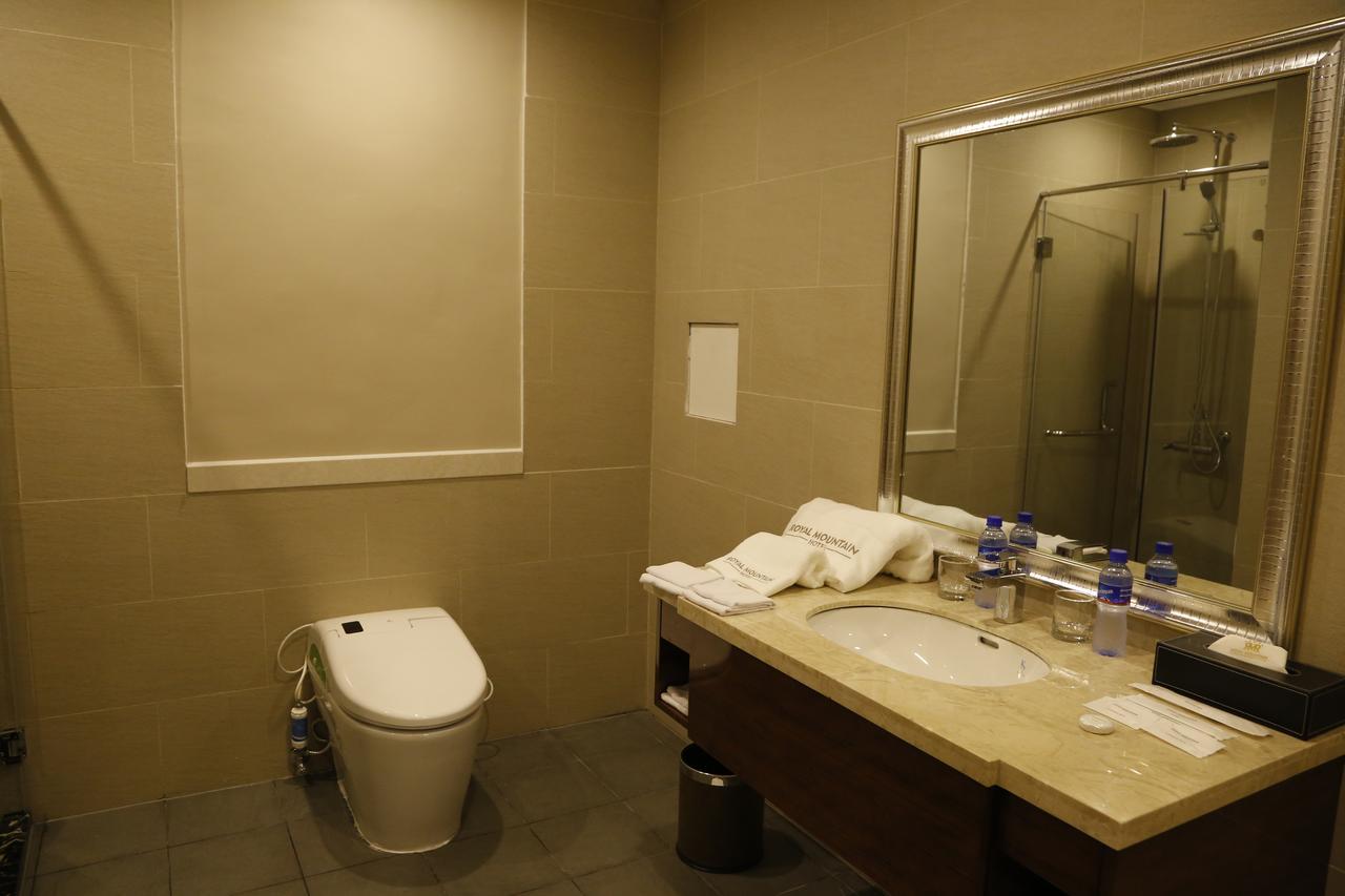 אולן בטור Royal Mountain Hotel מראה חיצוני תמונה