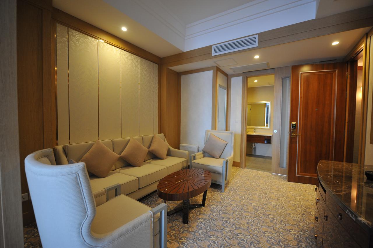 אולן בטור Royal Mountain Hotel מראה חיצוני תמונה