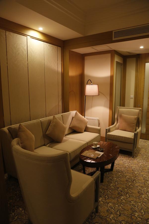 אולן בטור Royal Mountain Hotel מראה חיצוני תמונה