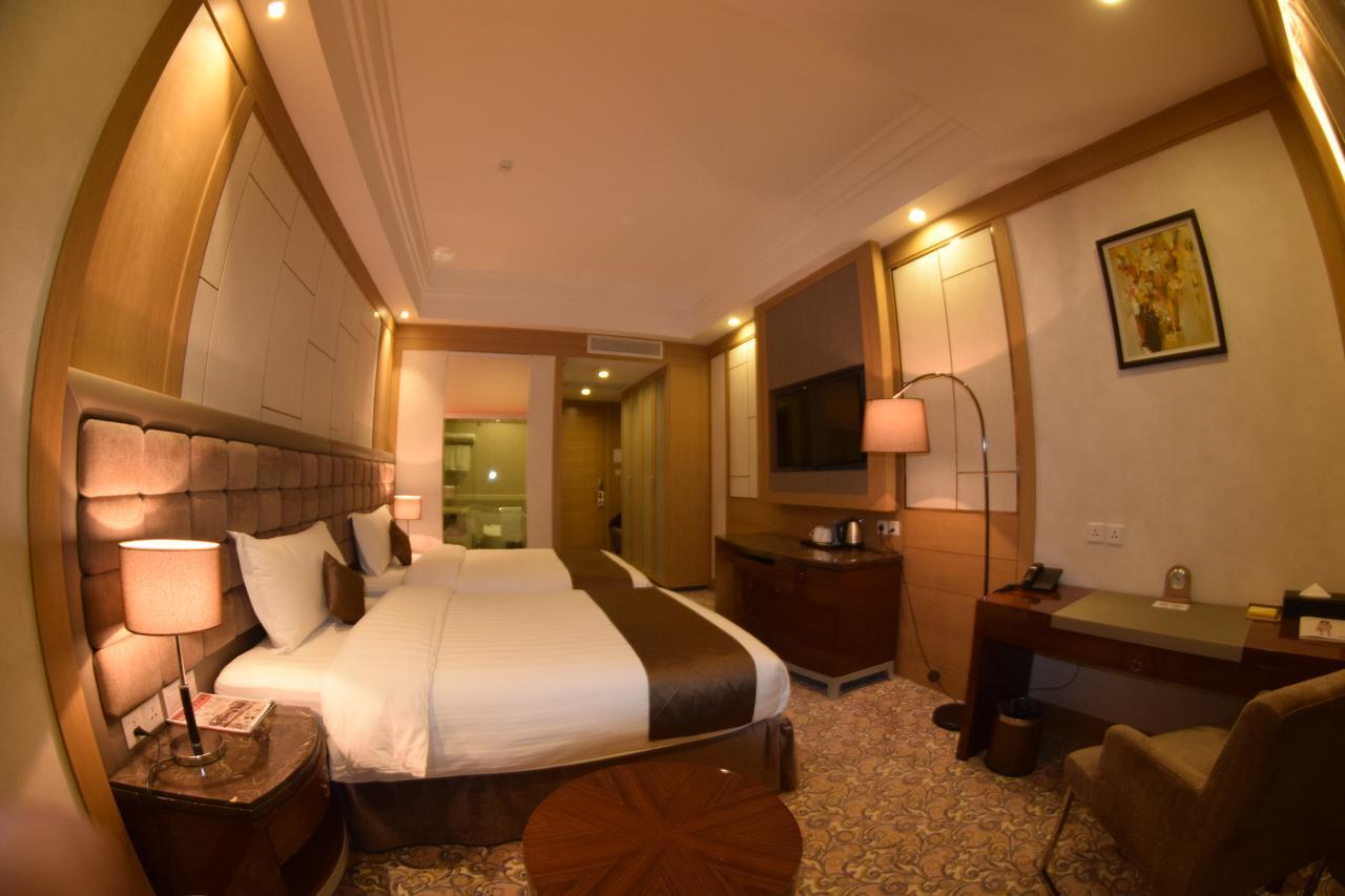 אולן בטור Royal Mountain Hotel מראה חיצוני תמונה